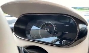 Koenigsegg Regera 0-200 MPH Acceleration Test Is Amazing, Car Just Keeps Going
