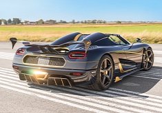 Koenigsegg Spent 2 Weeks Applying Gold Leaf to Agera RS Naraya, Here's the Owner
