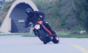 KTM 1290 Superduke R Is Pure Madness