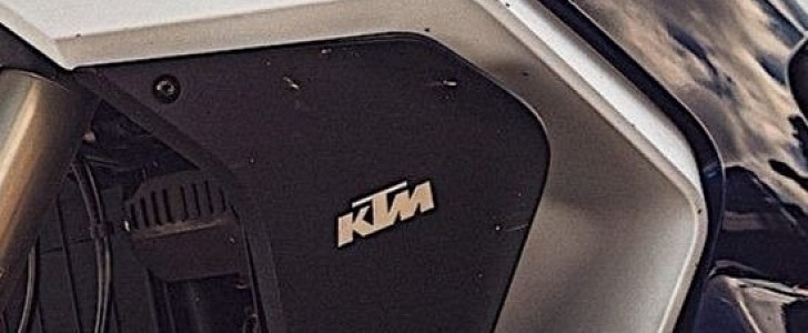 KTM joins hands with three others for swappable battery system