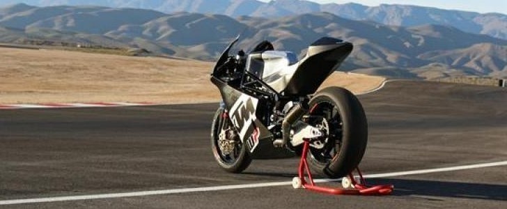 KTM tests the new Moto2 bike