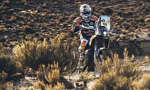 KTM’s Toby Price Crashes Out Of The Dakar Rally 2017