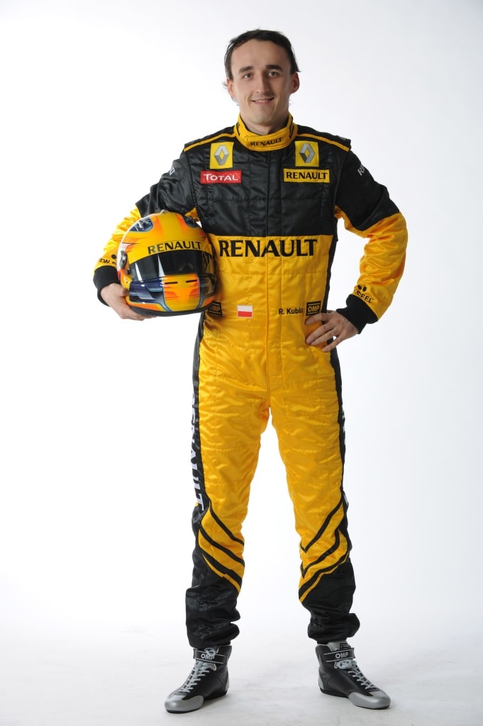 Kubica Changes Helmet for 2010 - autoevolution