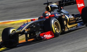 Kubica Takes R31 to the Top in Valencia Despite Problems
