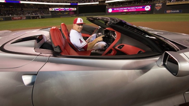 Mike Trout Gets 2014 Stingray As a Gift 