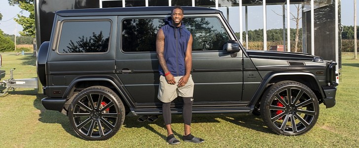 LA Chargers WR Mike Williams and his Mercedes-AMG G 63