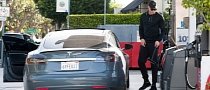 LA Clippers’ Blake Griffin Runs Errands With His Tesla Model S
