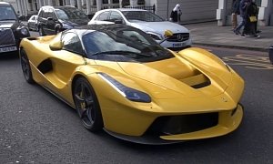 LaFerrari Stalked by Cyclist in London Shows the Funny Side of Hypercars