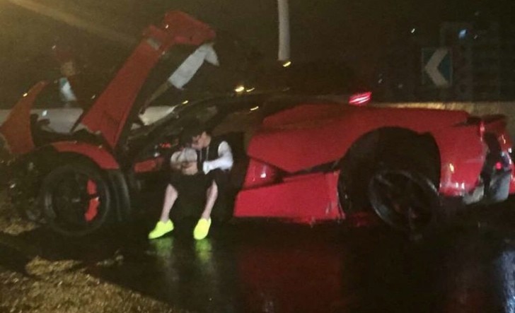 LaFerrari Wrecked in Shanghai by What Looks Like a Chinese Teen Boy