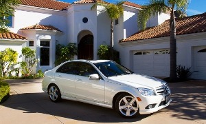 Laguna Niguel Luxury Home Comes with 2011 Mercedes C300