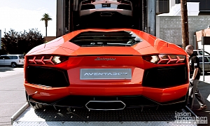 Lamborghini Aventador Delivery in US <span>· Photo Gallery</span>