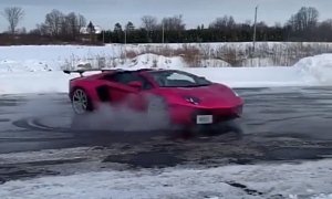 Lamborghini Aventador Doing AWD Donuts in the Snow Looks Mesmerizing