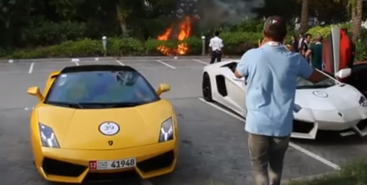 Lamborghini Aventador Custom Exhaust Causes Fire