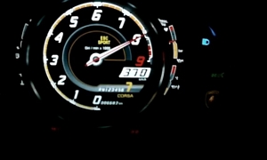 Lamborghini Aventador Reaches 370 km/h / 230 mph on Hockenheim