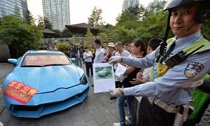 Lamborghini Aventador Replica Busted by Chinese Police