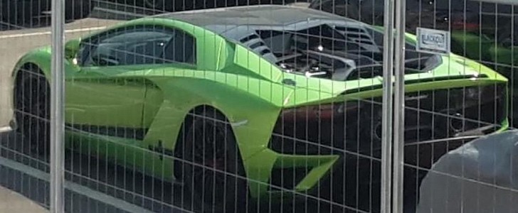 Lamborghini Aventador Successor test mule