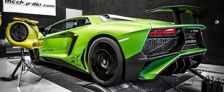 Lamborghini Aventador SV on Mcchip-DKR dyno