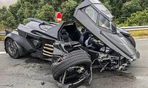 Lamborghini-Based Batmobile Crashed by YouTuber in France