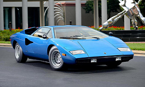 Lamborghini Countach Sold for $1.2 Million
