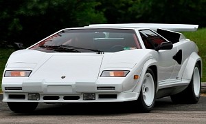 Lamborghini Countach Quattrovalvole Leaves Hideout, Looks and Smells Like the '80s