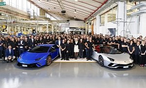 Lamborghini Double Milestone: 7,000th Aventador And 9,000th Huracan