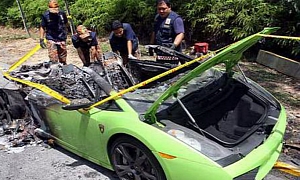Lamborghini Gallardo Burns to Half a Crisp in Malaysia
