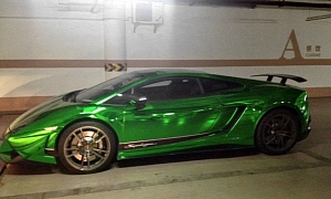Lamborghini Gallardo Superleggera Gets Green Chrome Wrap in China