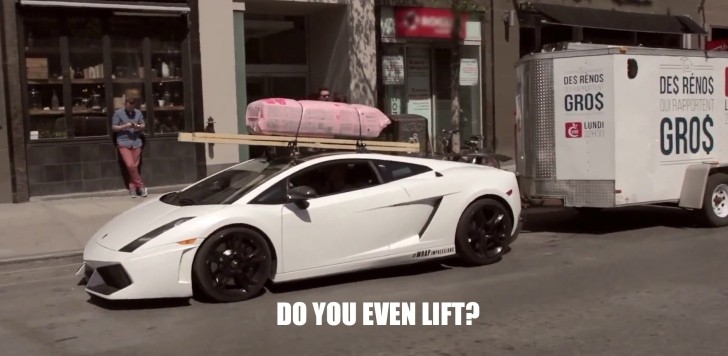 Lamborghini Gallardo Towing a Trailer