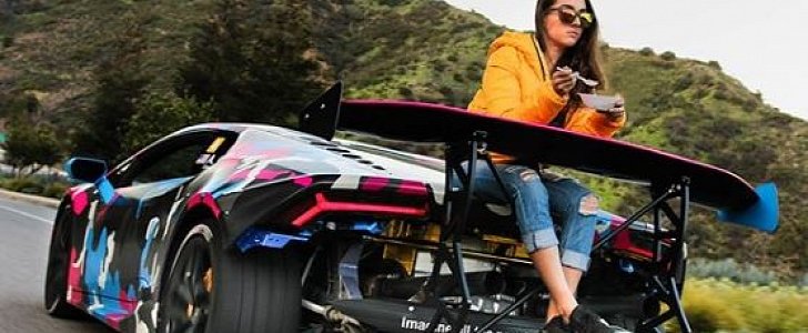 Lamborghini Girl Eats Her Cereal On the Back Of a Raging Huracan