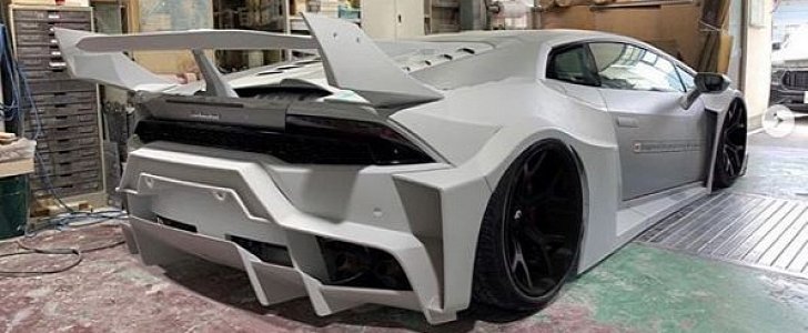 Lamborghini Huracan Gets Extreme Widebody in LA