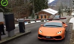 Lamborghini Huracan Passes Under Barrier with Ease