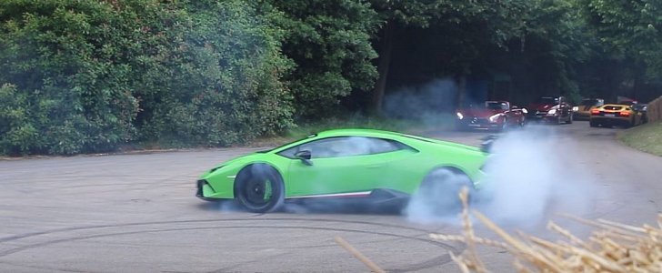 Lamborghini Huracan Performante - Aventador S Impromptu Drift Battle at Goodwood