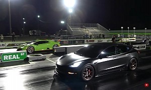 Lamborghini Huracan STO Drags Menacingly Dark-Tuned Tesla, Someone Gets Destroyed