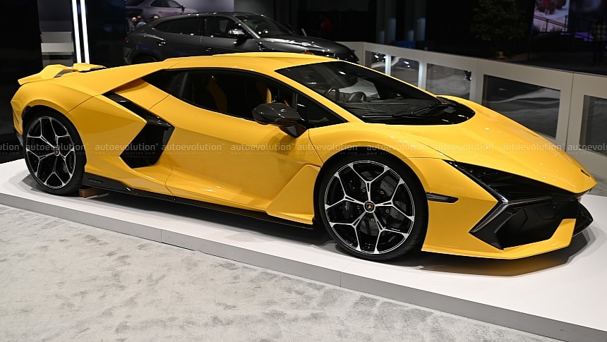 2024 Lamborghini Revuelto at 2024 NYIAS