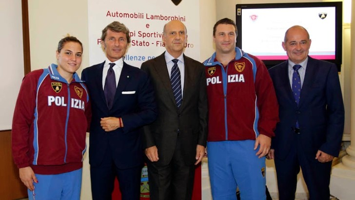 The event was attended by Stephan Winkelmann, President and CEO of Automobili Lamborghini S.p.A., Alessandro Pansa, Chief of Police, Francesco Montini, Head of the Fiamme Oro Sports Division, and two 