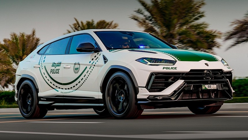 Lamborghini Urus Performante for Dubai Police