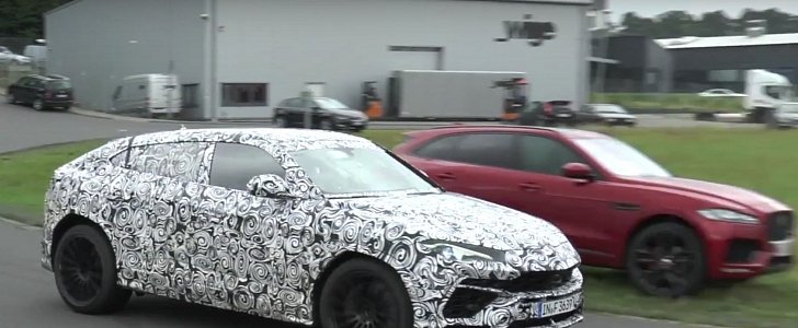Lamborghini Urus Sounds AMG-Like on the Road in Latest Spy Video