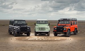 Land Rover Defender Goes Out Of Production With Three Limited-Run Models <span>· Video</span>