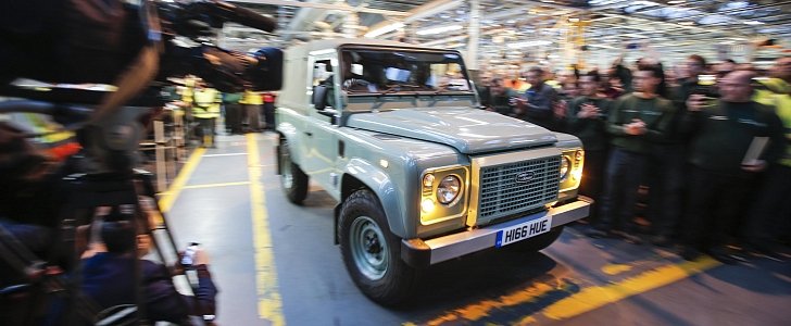 Last Land Rover Defender leaves production line
