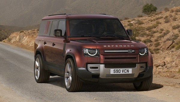 Land Rover plans an all-electric Defender with 300 miles of range