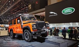 Land Rover Says Goodbye to the Defender in Geneva With 3 Special Edition Models