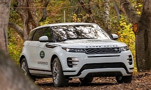 Land Rover Teaches American Teens How to Off-Road
