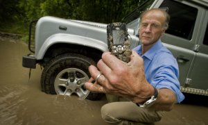 Land Rover’s Cell Phone Passes Off-Road Test