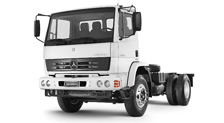 Large Order For Mercedes-Benz Trucks in Brazil - autoevolution