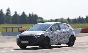 Latest Spyshots Show Opel Astra K in More Detail