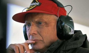 Lauda Tells Ecclestone to Give Up 2011 Bahrain GP