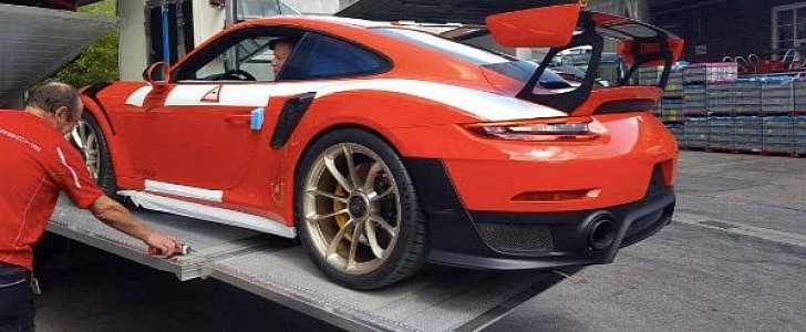 Lava Orange 2018 Porsche 911 GT2 RS without Weissach Package