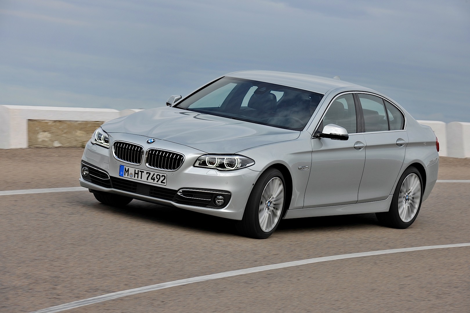 LCI BMW F10 5 Series Gets New Engines - autoevolution