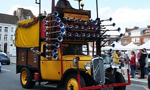 Le Mecanophone, World’s Horniest Truck That Doubles as a Legit Music Instrument