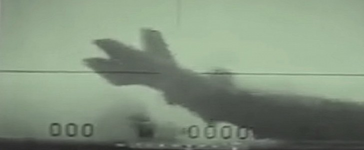 F-35 Lightning II crash on deck of USS Carl Vinson